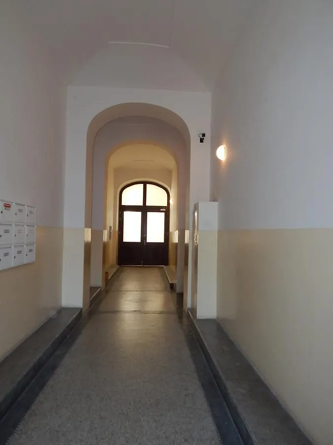 Bed & Breakfast Joystayone Prag